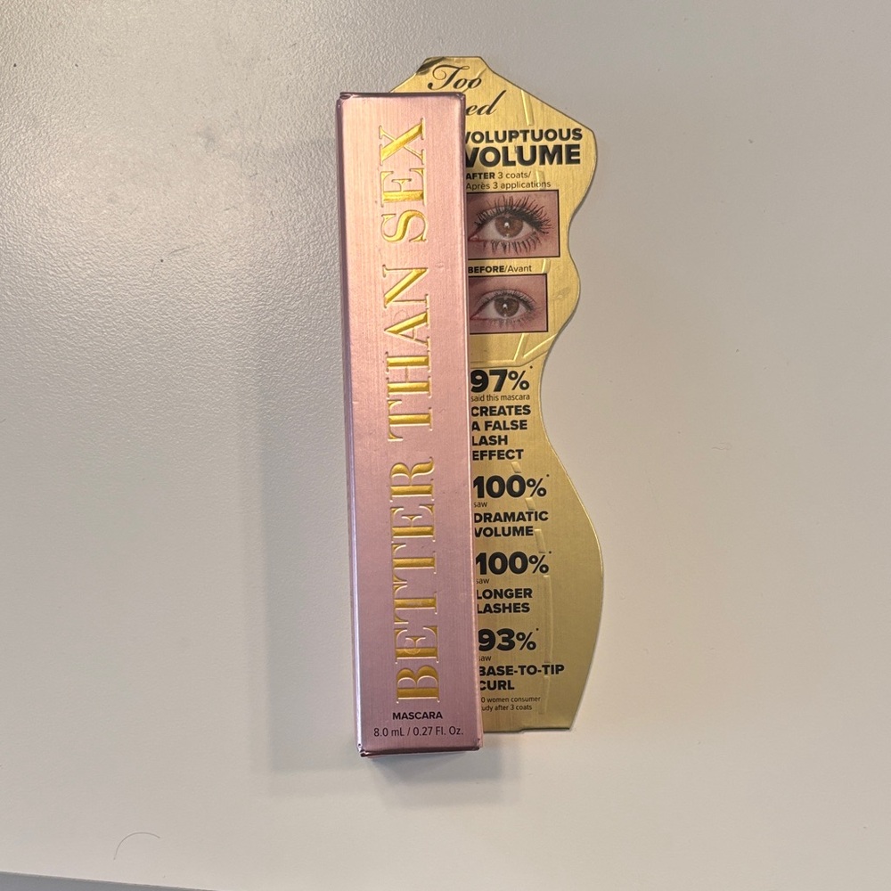 Too Faced Volumizing Mascara in Pink and Gold